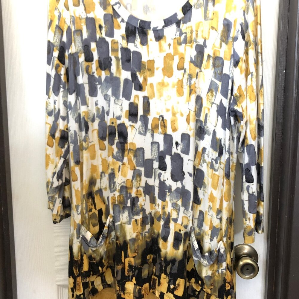 LOGO by Lori Goldstein Knit Top Lace Trim Tunic